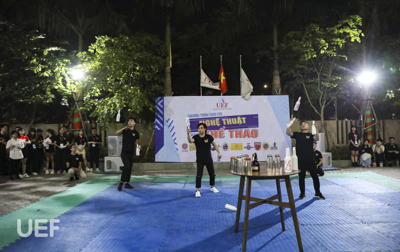 Giao lưu các câu lạc bộ thể dục thể thao