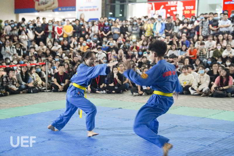 Giao lưu các câu lạc bộ thể dục thể thao