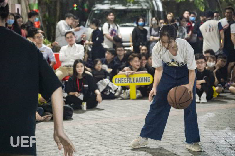 Giao lưu các câu lạc bộ thể dục thể thao