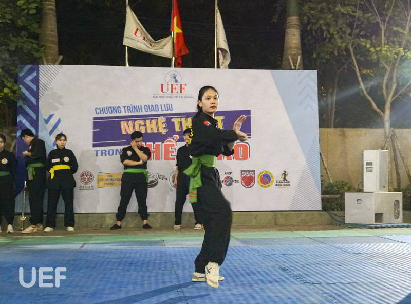 Giao lưu các câu lạc bộ thể dục thể thao