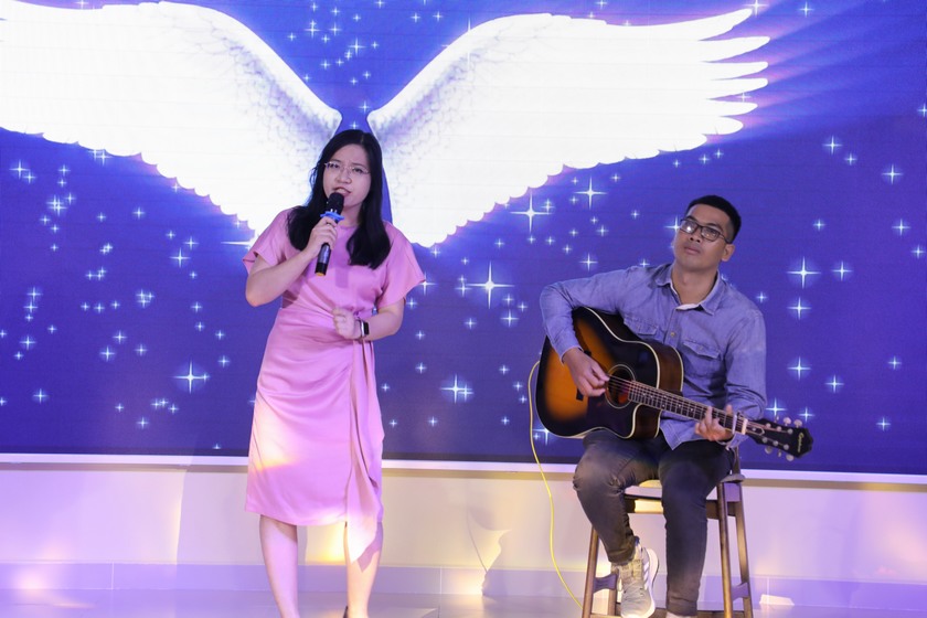 Giọng ca vàng uef