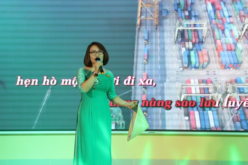 Giọng ca vàng uef