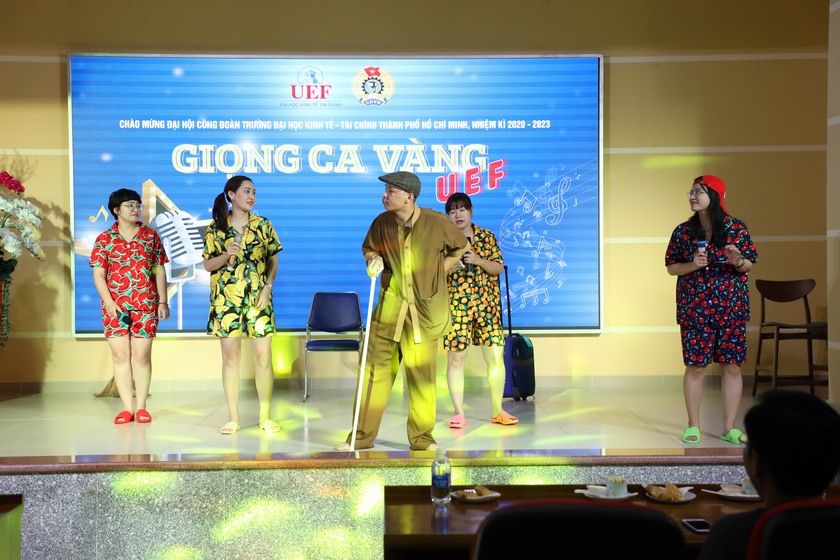 Giọng ca vàng uef