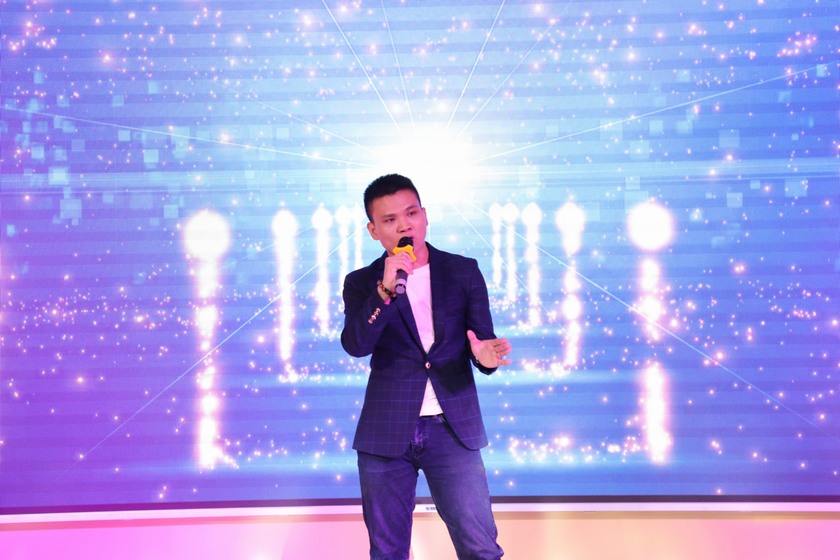 Giọng ca vàng uef