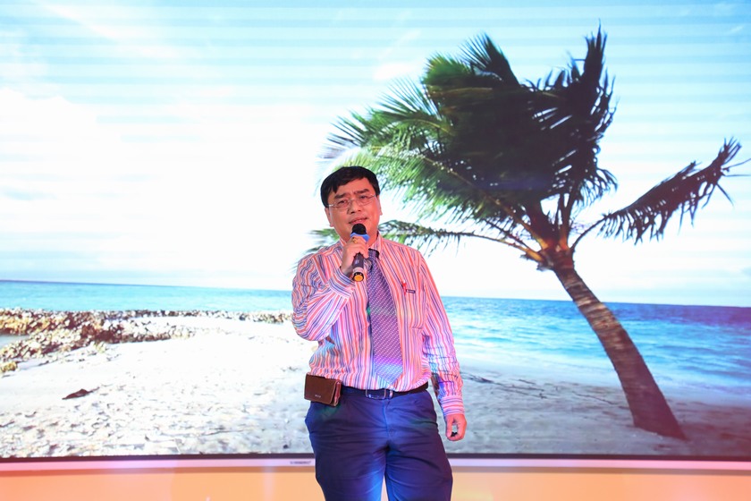 Giọng ca vàng uef