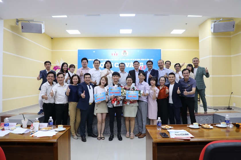 Giọng ca vàng uef