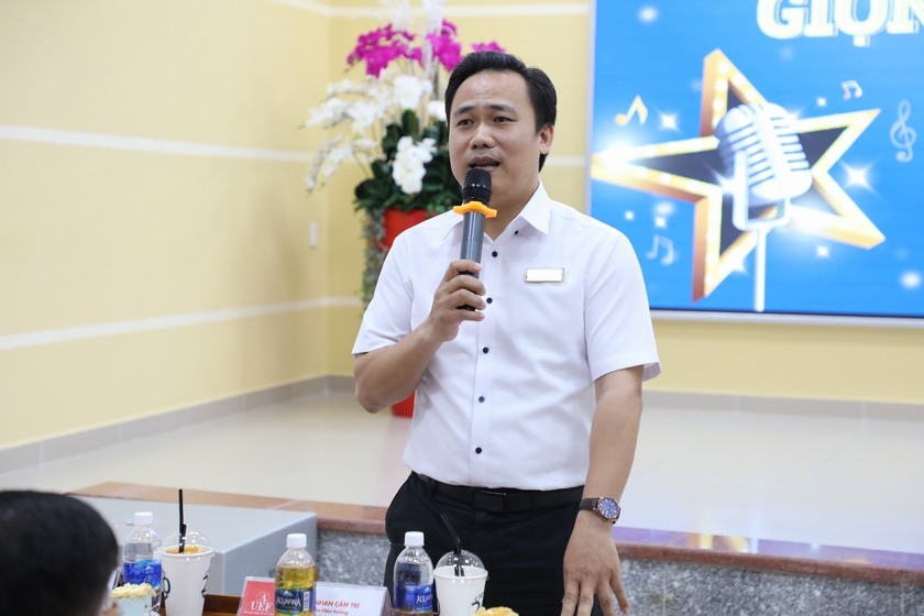 Giọng ca vàng uef