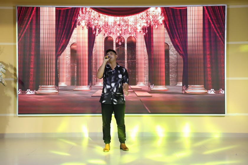 Giọng ca vàng uef