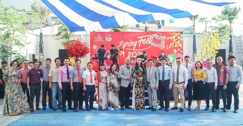 vui xuân đón Tết cùng Hội từ thiện UEF 