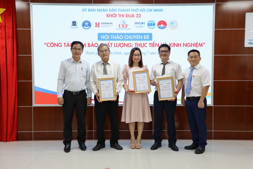 Hội thảo khối thi đua 22