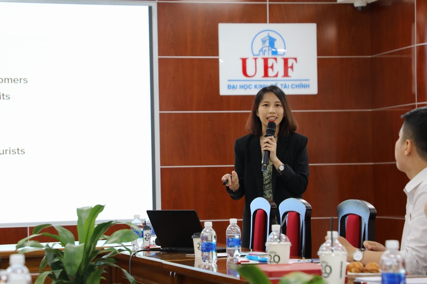 Hội thảo liên khoa Tiếng Anh 