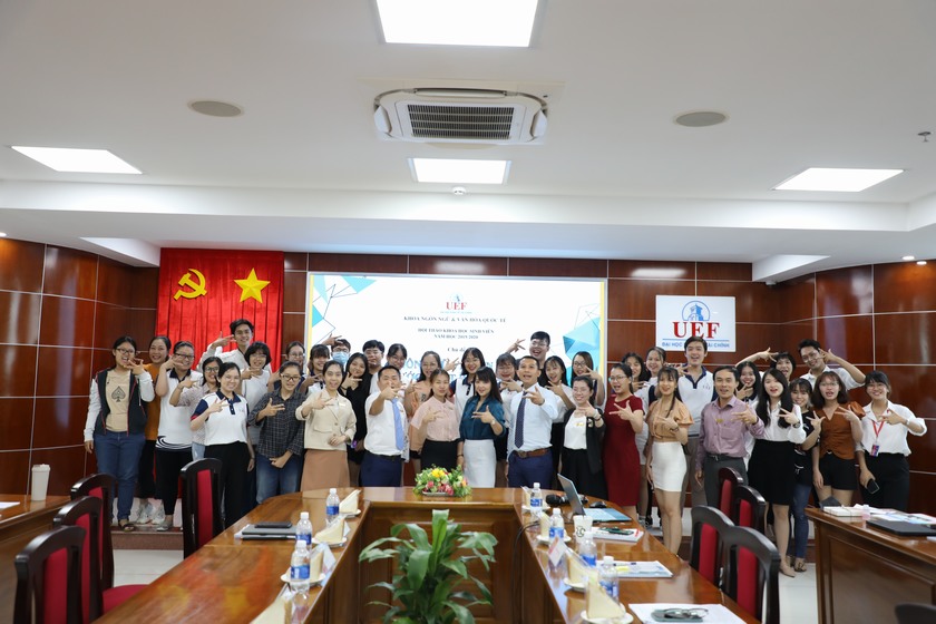 Hội thảo nghiên cứu khoa học