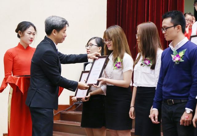 Khai giảng năm học 2020 - 2021