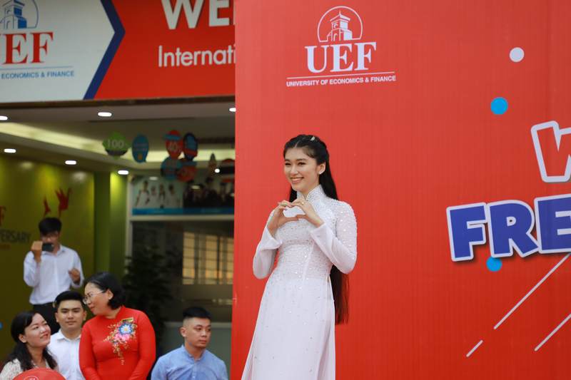 Khoa Kinh tế giao lưu tân sinh viên khóa 2019