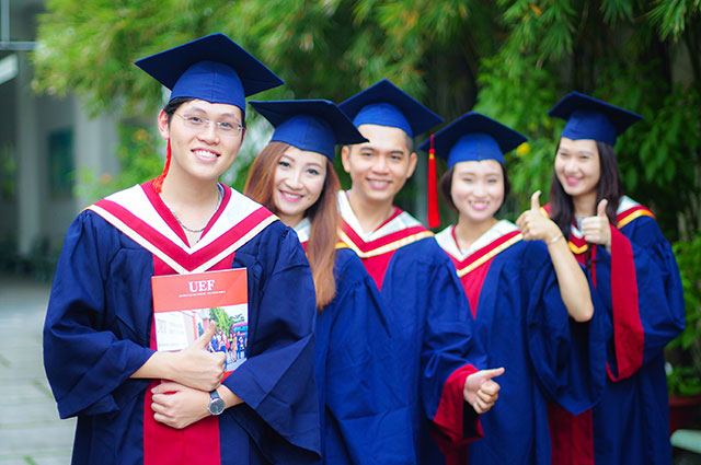 Tiếp cận môi trường làm việc thực tế ngay trong quá trình học tập