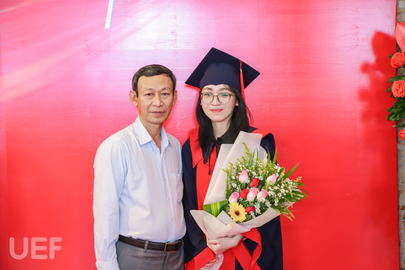 Graduation Ceremony UEF 2022: Khi niềm tin được gửi trao và yêu thương ...