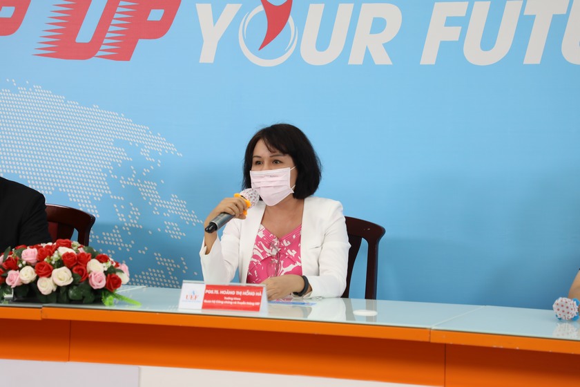 UEF - Tư vấn tuyển sinh trực tuyến 