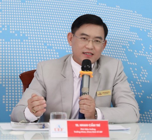 uef- tư vấn tuyển sinh trực tuyến