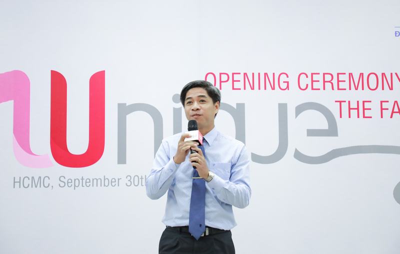 Khoa Quan hệ công chúng và Truyền thông gặp mặt tân sinh viên