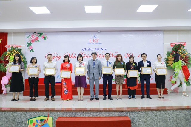 Lễ chào mừng ngày Nhà giáo Việt Nam 20/11