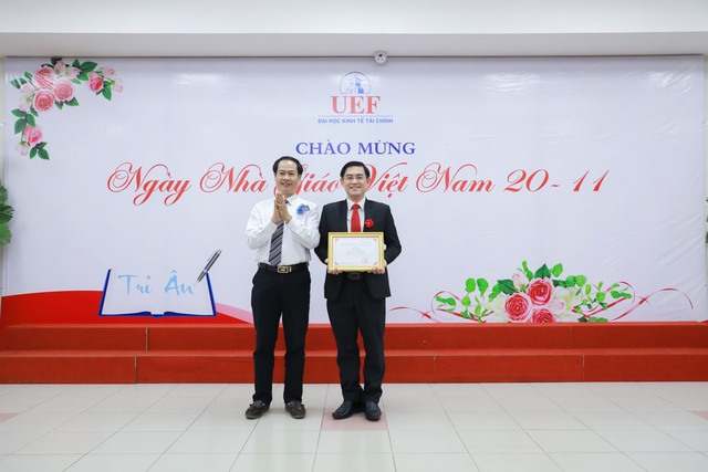 Lễ chào mừng ngày Nhà giáo Việt Nam 20/11