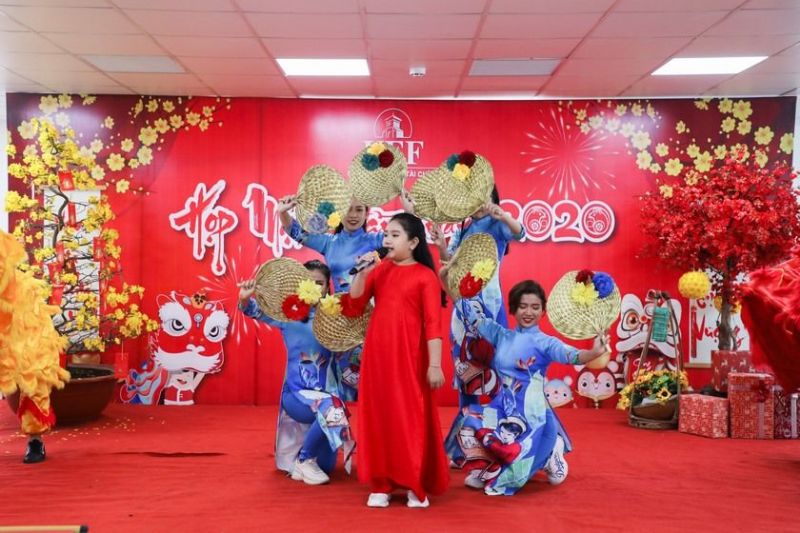 Tân niên Canh tý 2020