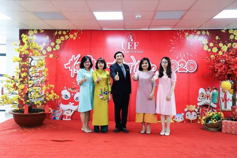 Tân niên Canh tý 2020