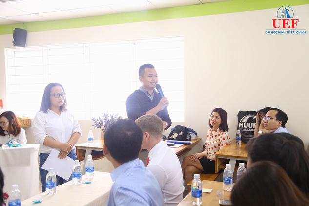 Cùng sinh viên UEF khám phá “World Englishes”