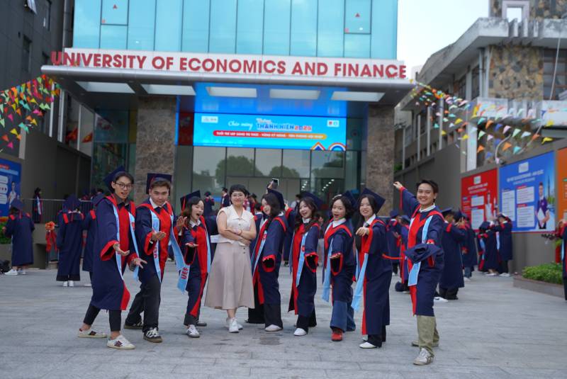 Phạm Hoàng Thúy Vy, ngành Công nghệ truyền thông, Khoa Quan hệ công chúng và truyền thông UEF