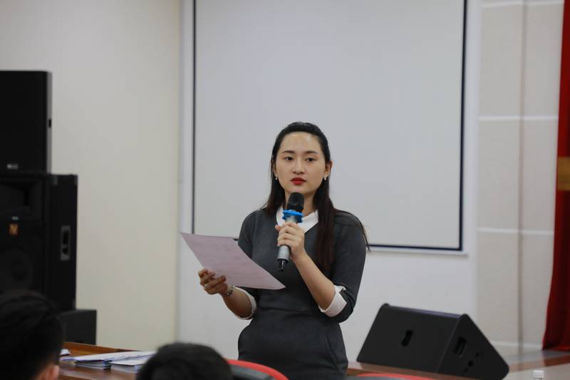 Khoa Quản trị du lịch - Khách sạn giao lưu cùng sinh viên