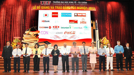 tot_nghiep_2013_01