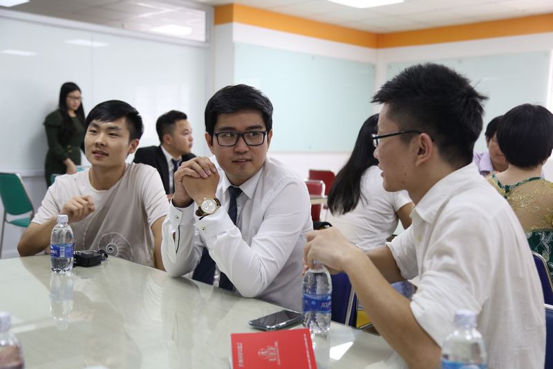 Đoàn INTI đến UEF 7