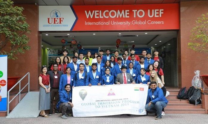 Acharya Institute of Management Students (AIMS) - Ấn Độ.