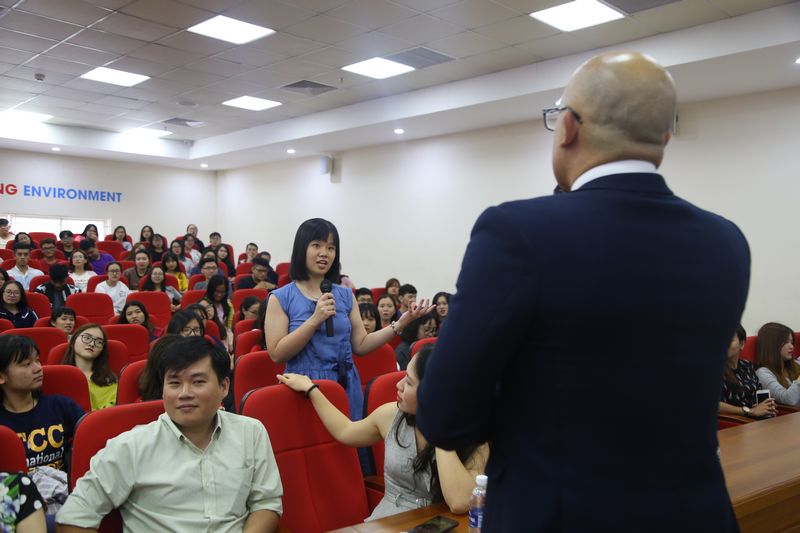 Hội thảo nockout English UEF 9