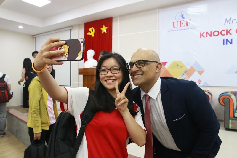 Hội thảo nockout English UEF 00