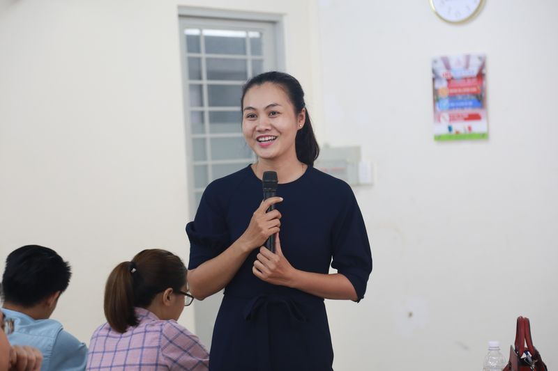  Sinh viên UEF có cơ hội giao lưu trực tiếp với các diễn giàu kinh nghiệm trong lĩnh vực chứng khoán 1