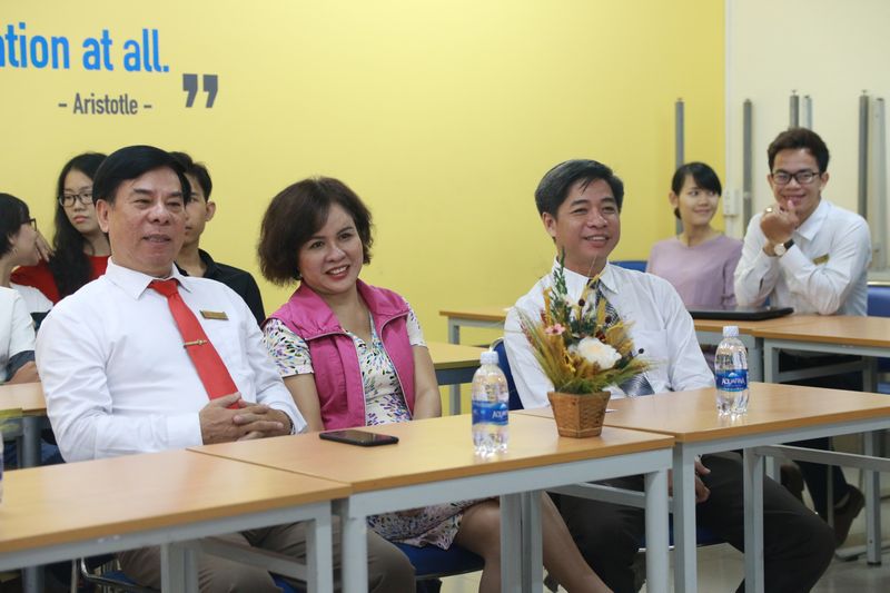 Talkshow nghề báo UEF