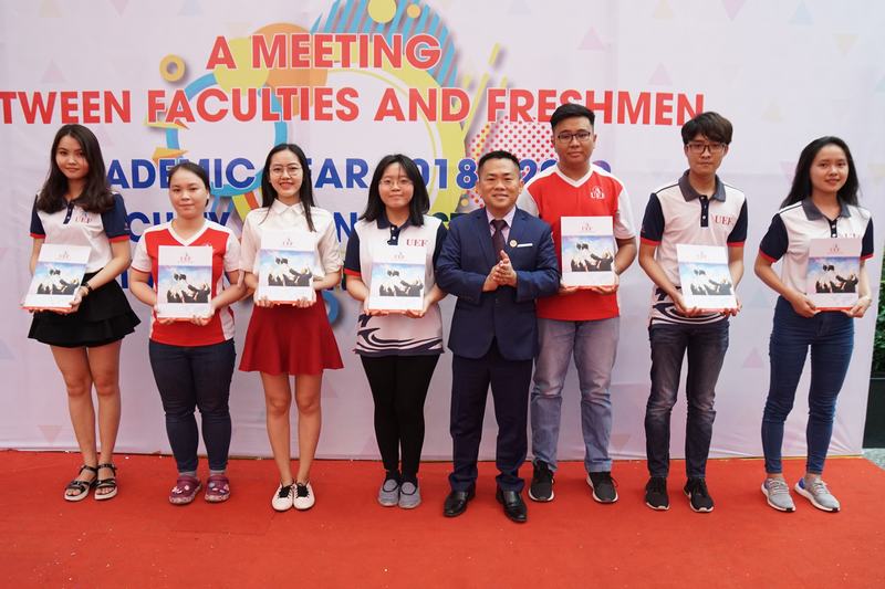 khoa Ngoại ngữ và Văn hóa quốc tế UEF 2