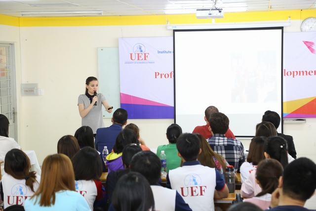 Phát triển thương hiệu cá nhân UEF 4