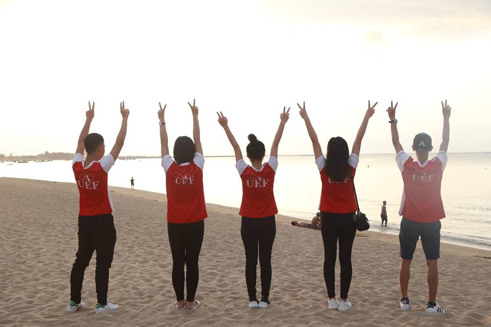 Hội trại ngày 1