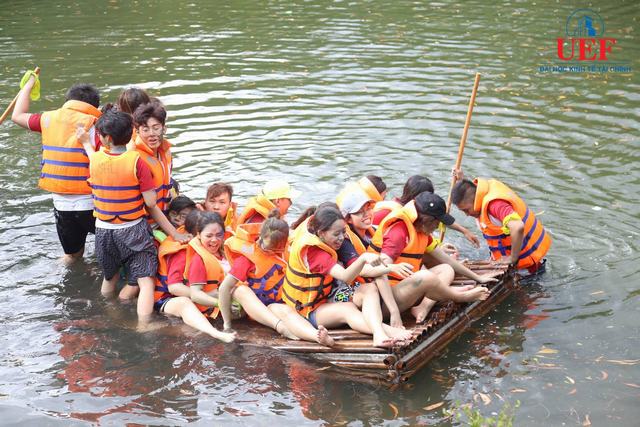 Hội trại UEF 2017 trò chơi 1