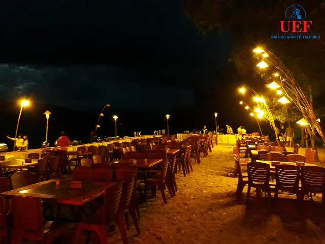 không gian gala hội trại UEF