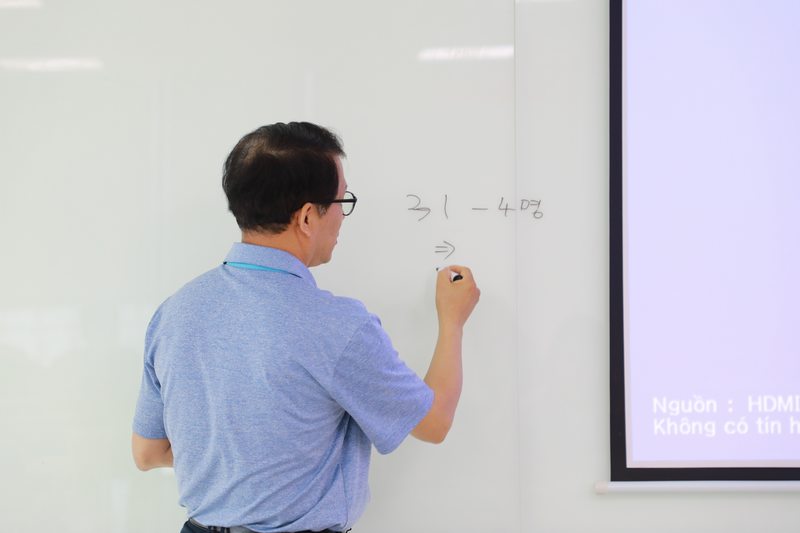 uef lớp luyện thi TOPIK