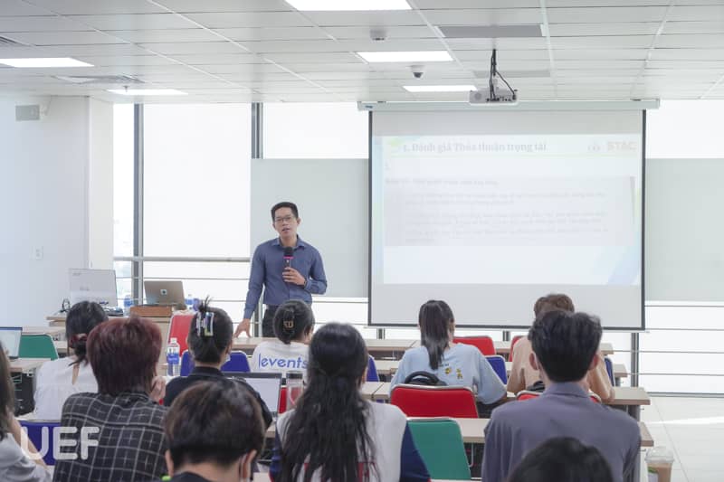 khoahoc-trongtaithuongmai