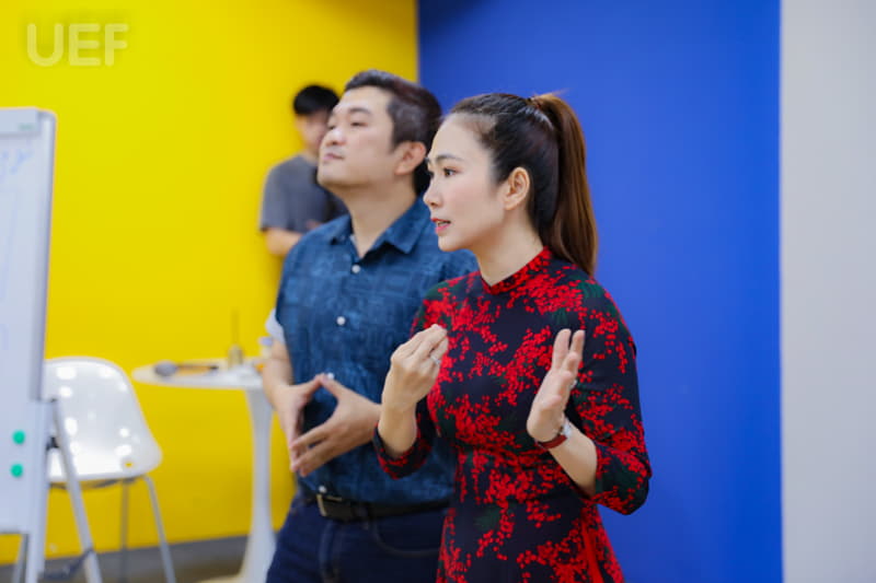 training-kynang-thuyettrinh