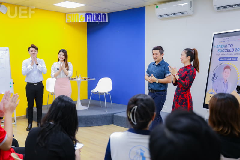 training-kynang-thuyettrinh