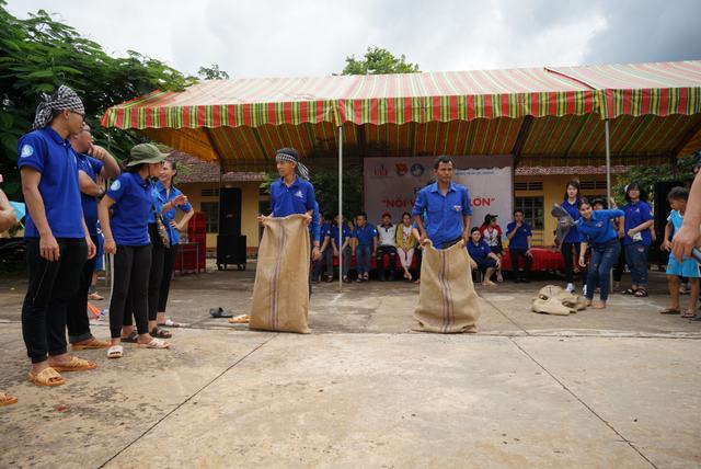 Mùa hè xanh UEF 2017 Lộc Ninh 2 6