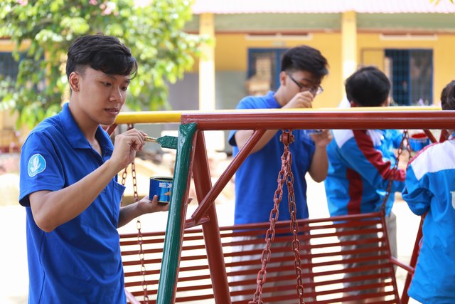 Tuổi trẻ UEF ơi, đã đến lúc khoác màu áo xanh tình nguyện! 