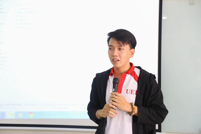 Câu lạc bộ P&E 5