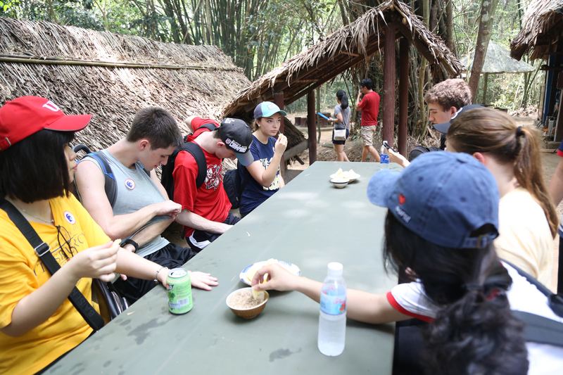 Tham quan Củ Chi 11